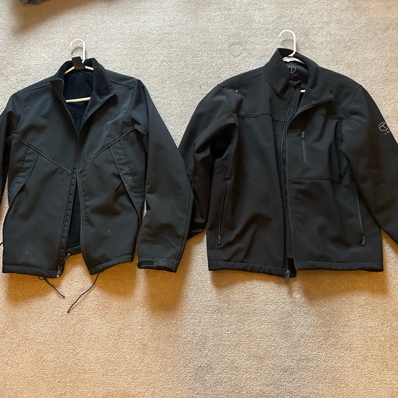 Men’s Tumi Softshell jacket in Black - Picture 2 of 4